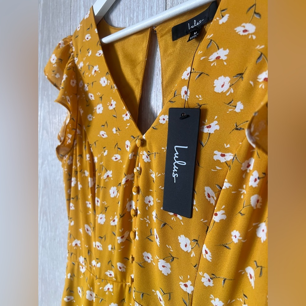 NWT LULUS Fresh Picked Mustard Yellow Floral Print Backless Maxi Dress-Medium